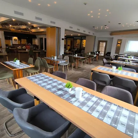 Smart 2 Bb2 328 ホテル