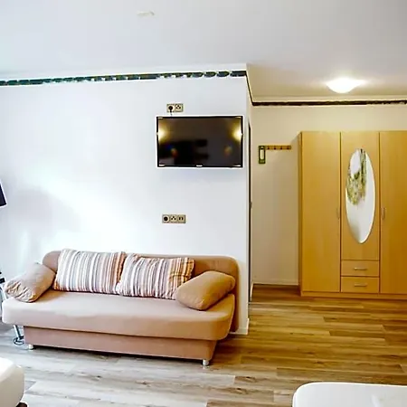 Smart 2 Bb2 328 Hotel *